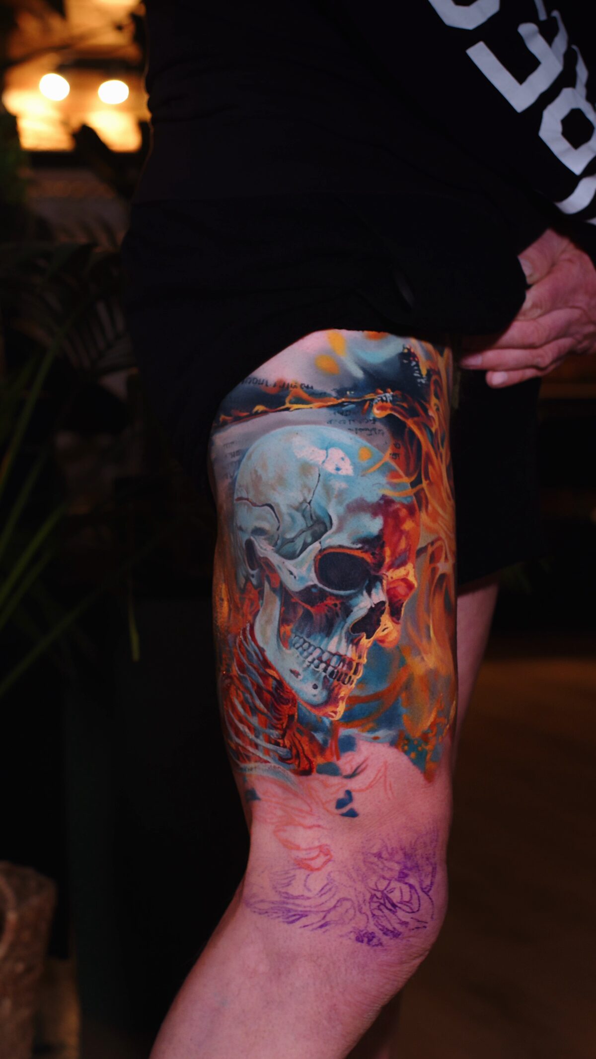 Detail der Flammen um den Totenkopf – intensives Orange und Rot, 3D-Effekt, Alex666cold